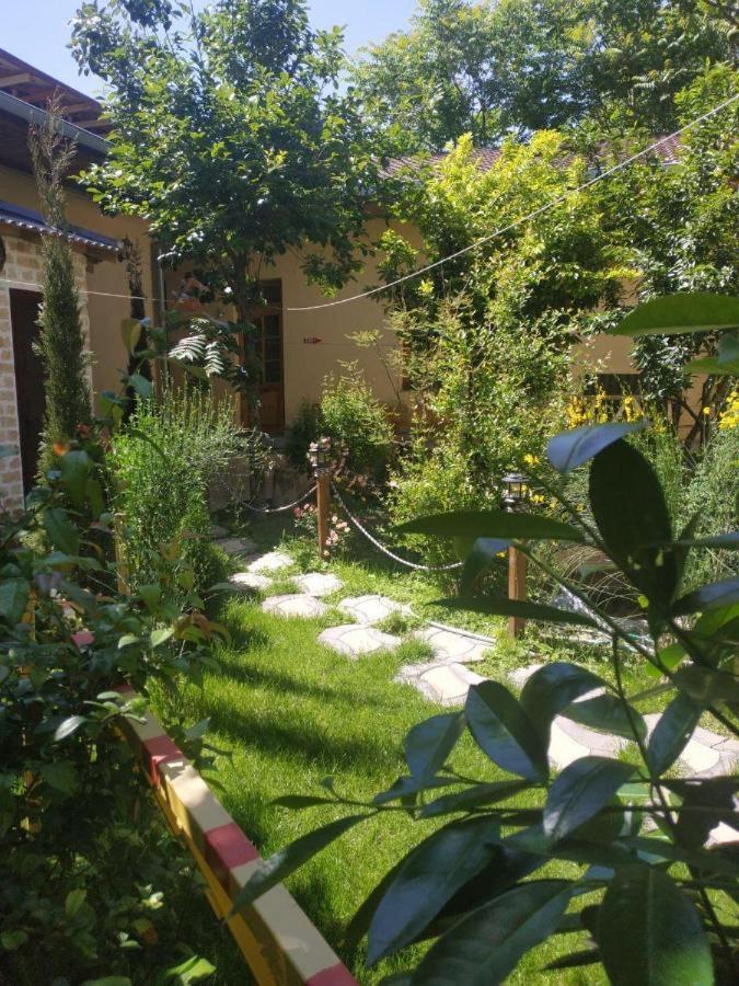 Sim-Sim Hostel & Backpackers Samarkand Exterior photo